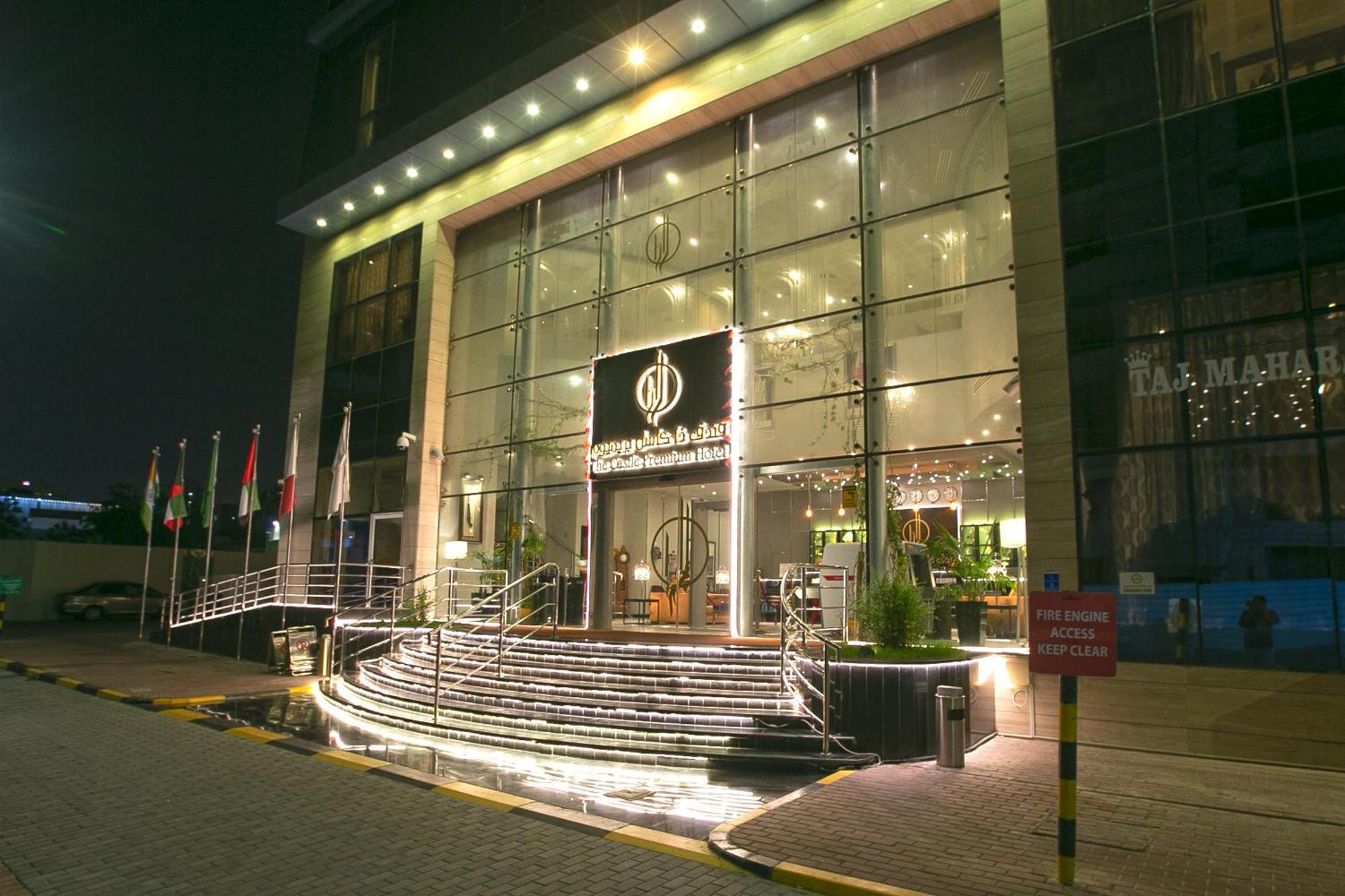 The Castle Premium Hotel Dauhá Exteriér fotografie